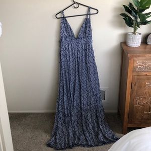 Blue and white patterned LuLus maxi dress